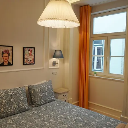 Center Rua Augusta Modern Art Лиссабон